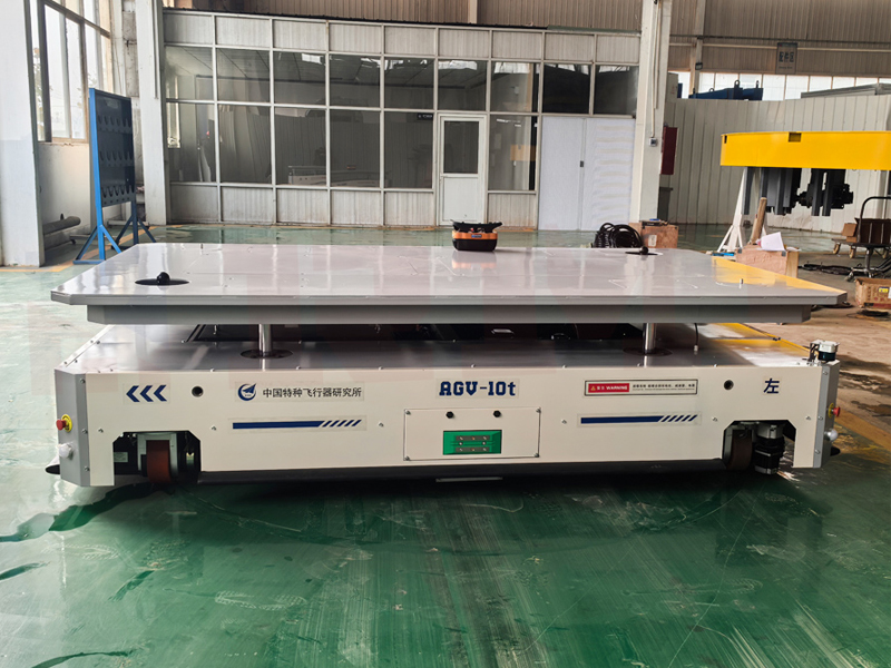 Xe tải hạng nặng AGV (Automated Guided Vehicle)